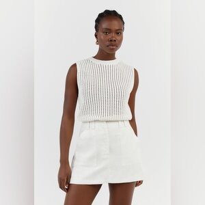 DISSH CROCHET OFF WHITE KNIT TOP MEDIUM